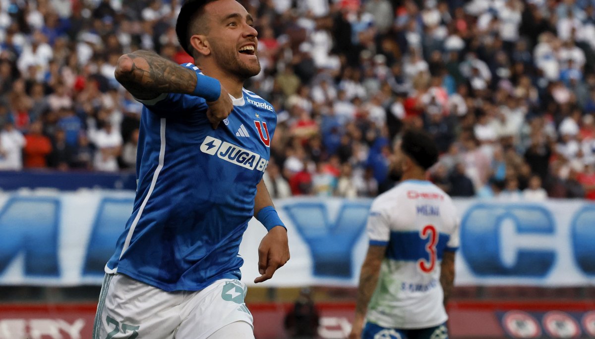 La Universidad de Chile se lleva el clásico contra la Católica y retoma el liderato del torneo.