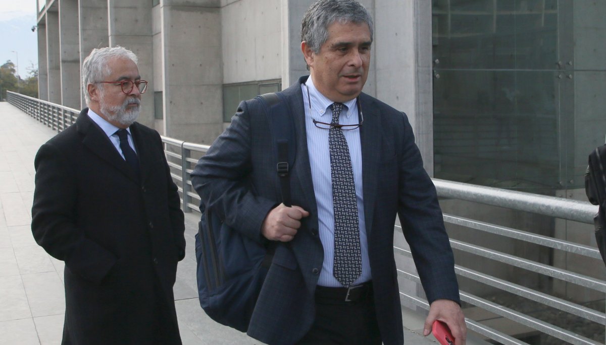 Juan Pablo Hermosilla advierte que en 10 días dará a conocer los chats de su hermano Luis con los fiscales.