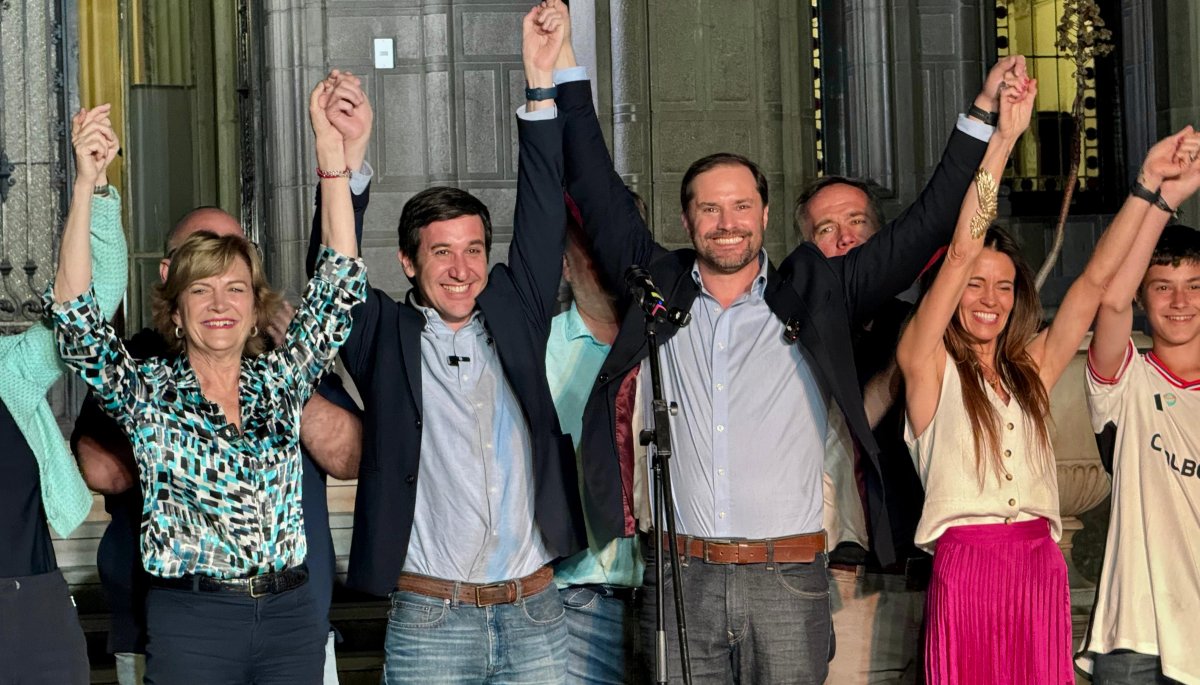 Jaime Bellolio, luego de su contundente victoria en Providencia: «Asumir la posta y el legado de Evelyn Matthei es una gran responsabilidad».