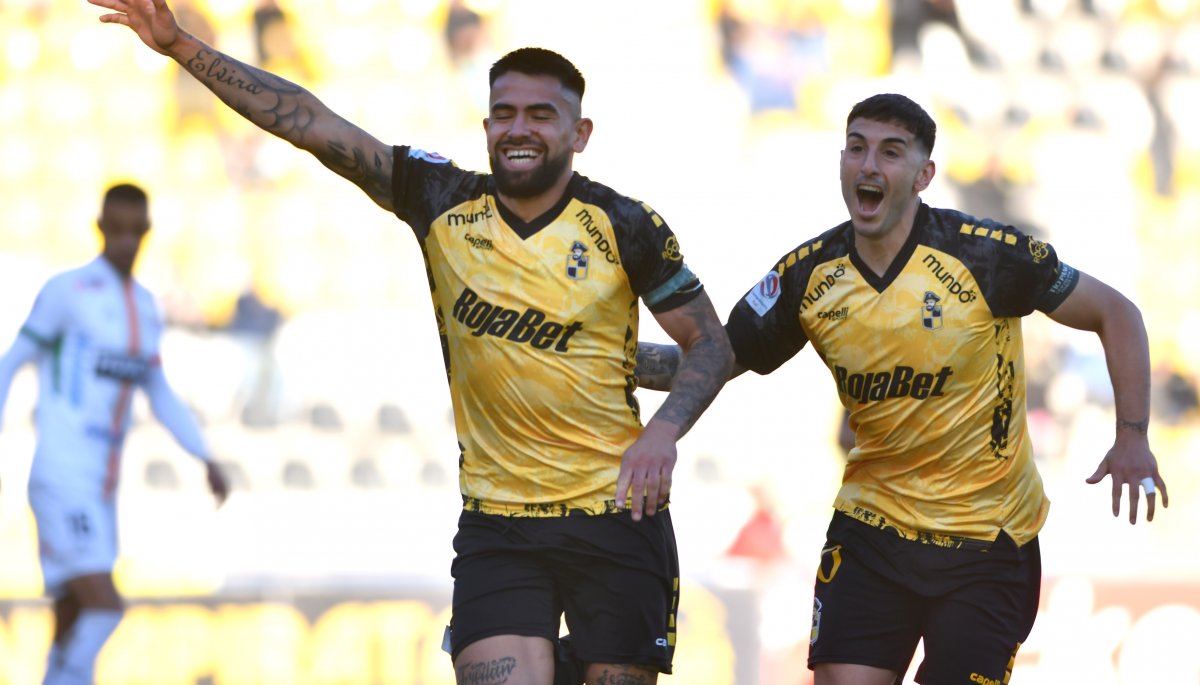 Coquimbo revive sus victorias tras la salida de Díaz y puso en aprietos a Cobresal.
