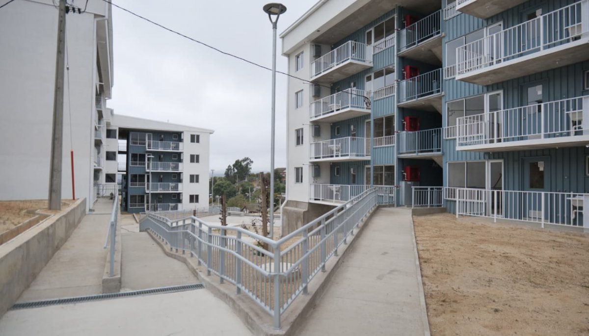 Ahora, 128 familias de Quilpué son propietarias gracias al proyecto habitacional «El Buen Vivir».