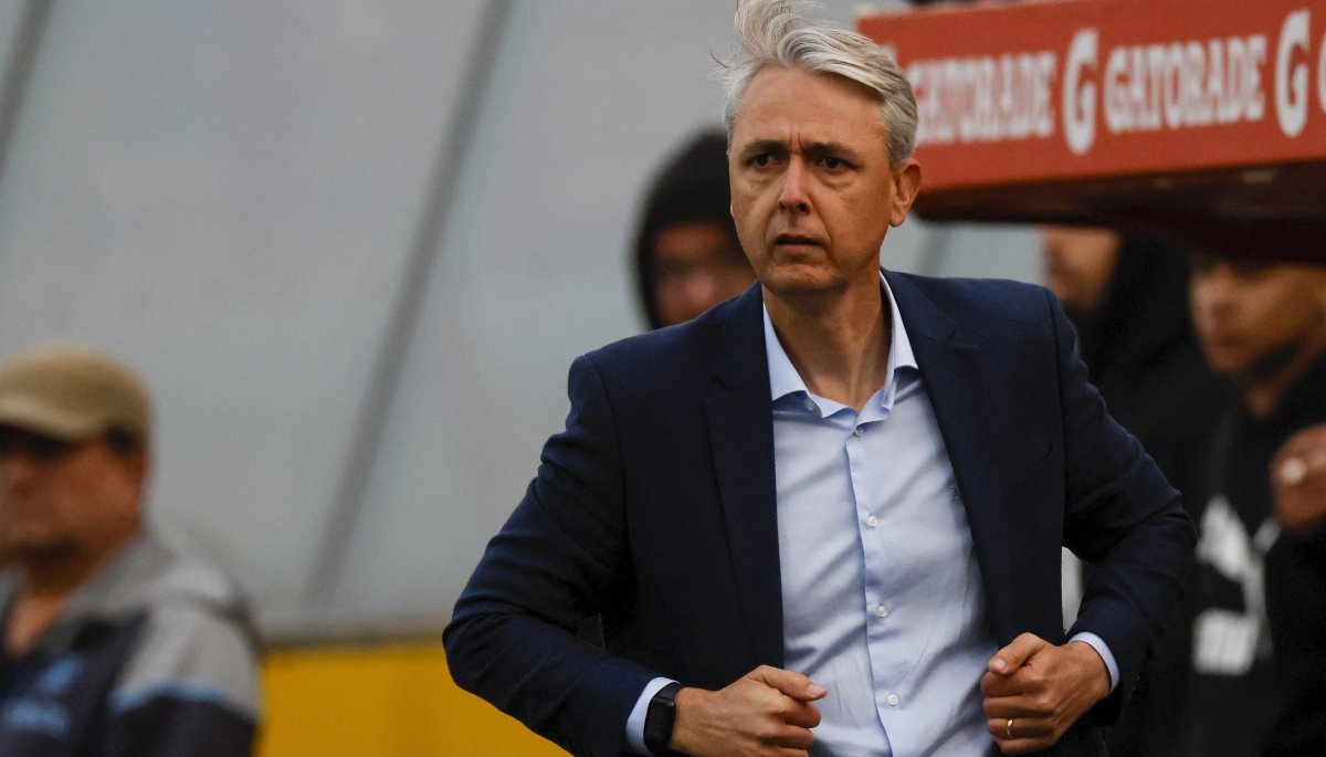 Tiago Nunes y el objetivo de que U. Católica siempre participe en una copa