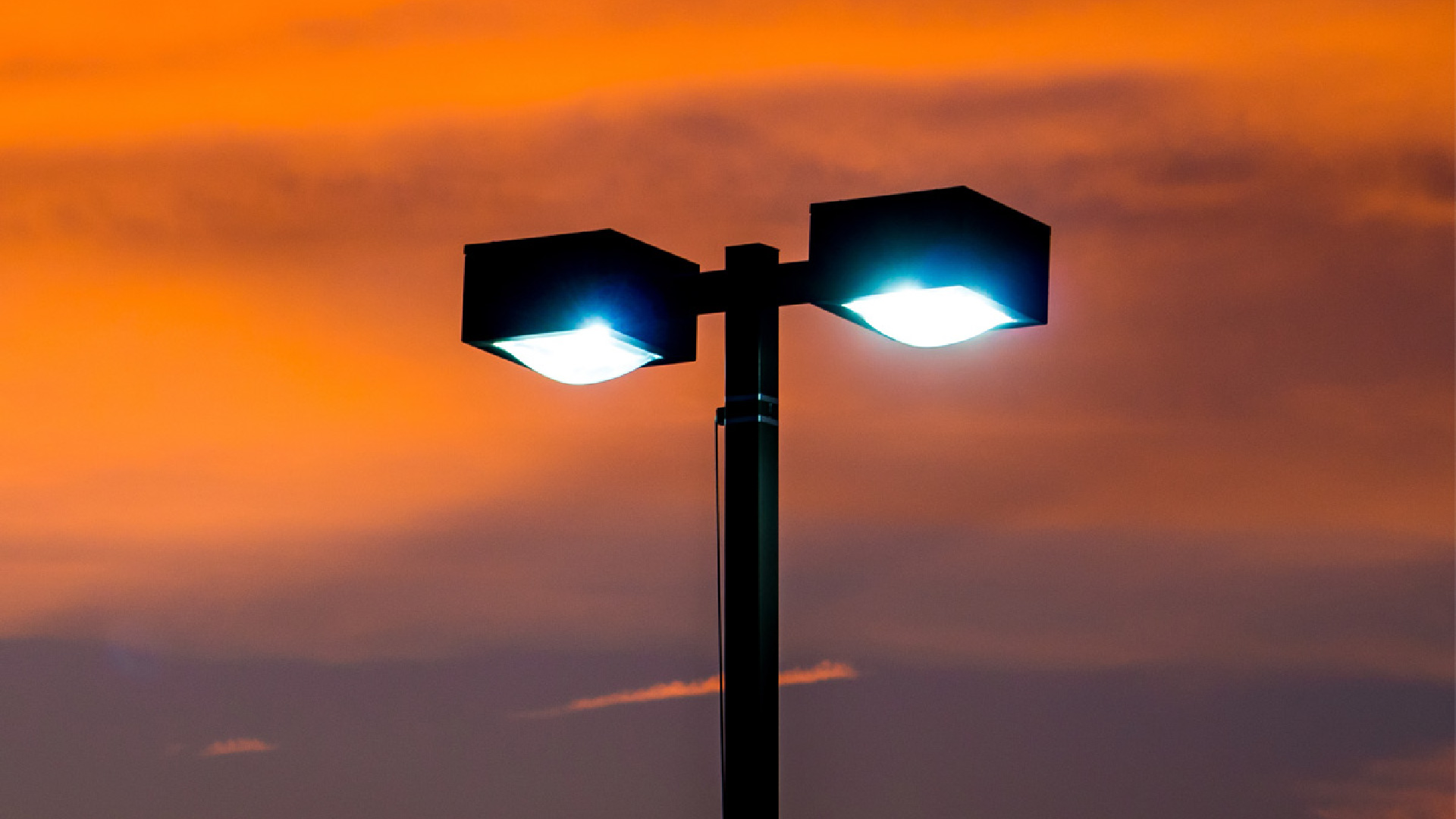 Seremi de CTCI de O’Higgins y Maule resaltó la nueva normativa de iluminación que ya está en vigor.