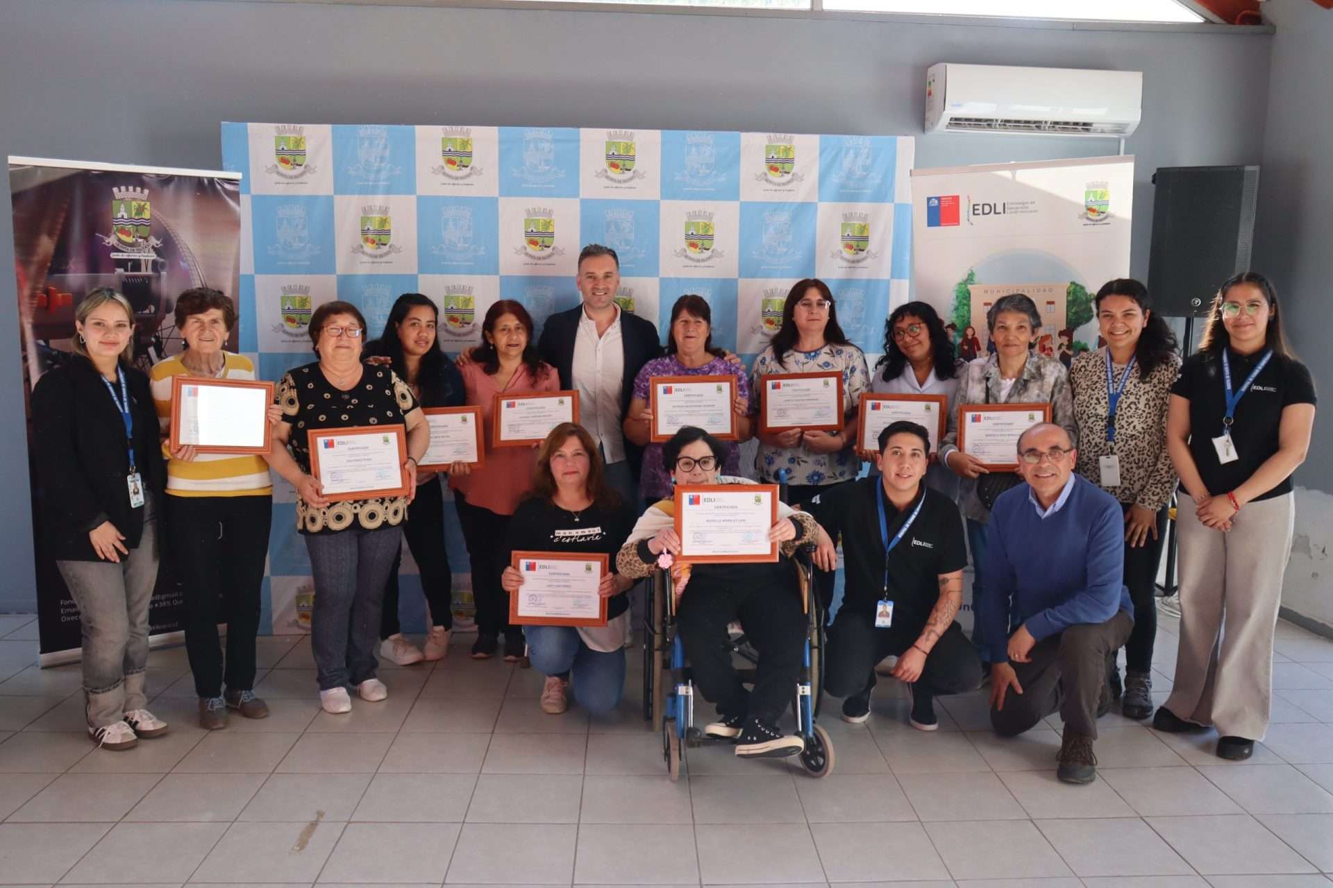 Vecinas de Quinta de Tilcoco concluyen Taller de habilidades blandas organizado por EDLI.