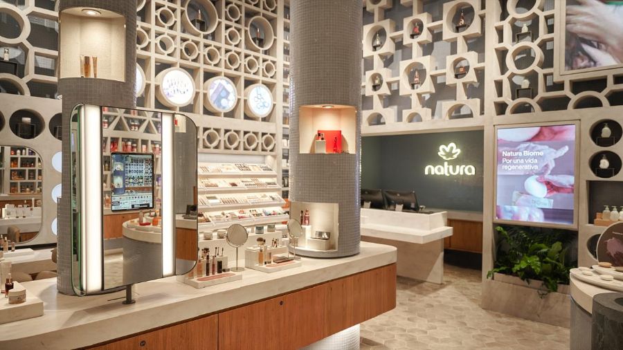 Natura lanza una nueva experiencia de retail con la inauguración de su tienda principal en Cenco Costanera.