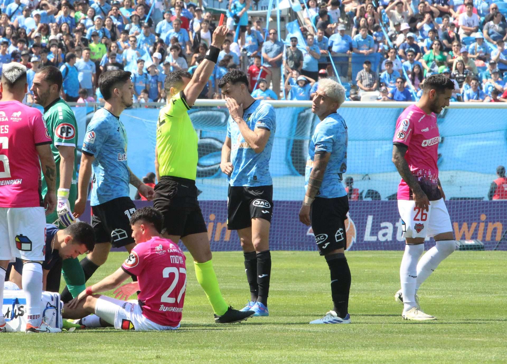 Dependemos de otros para mantenernos en la categoría.