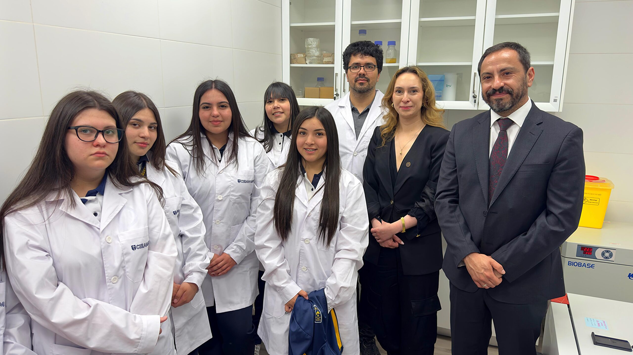 Jornada Científica en la UCM: SEREMI de CTCI impulsa a estudiantes técnico-profesionales a explorar el ámbito de la ciencia.