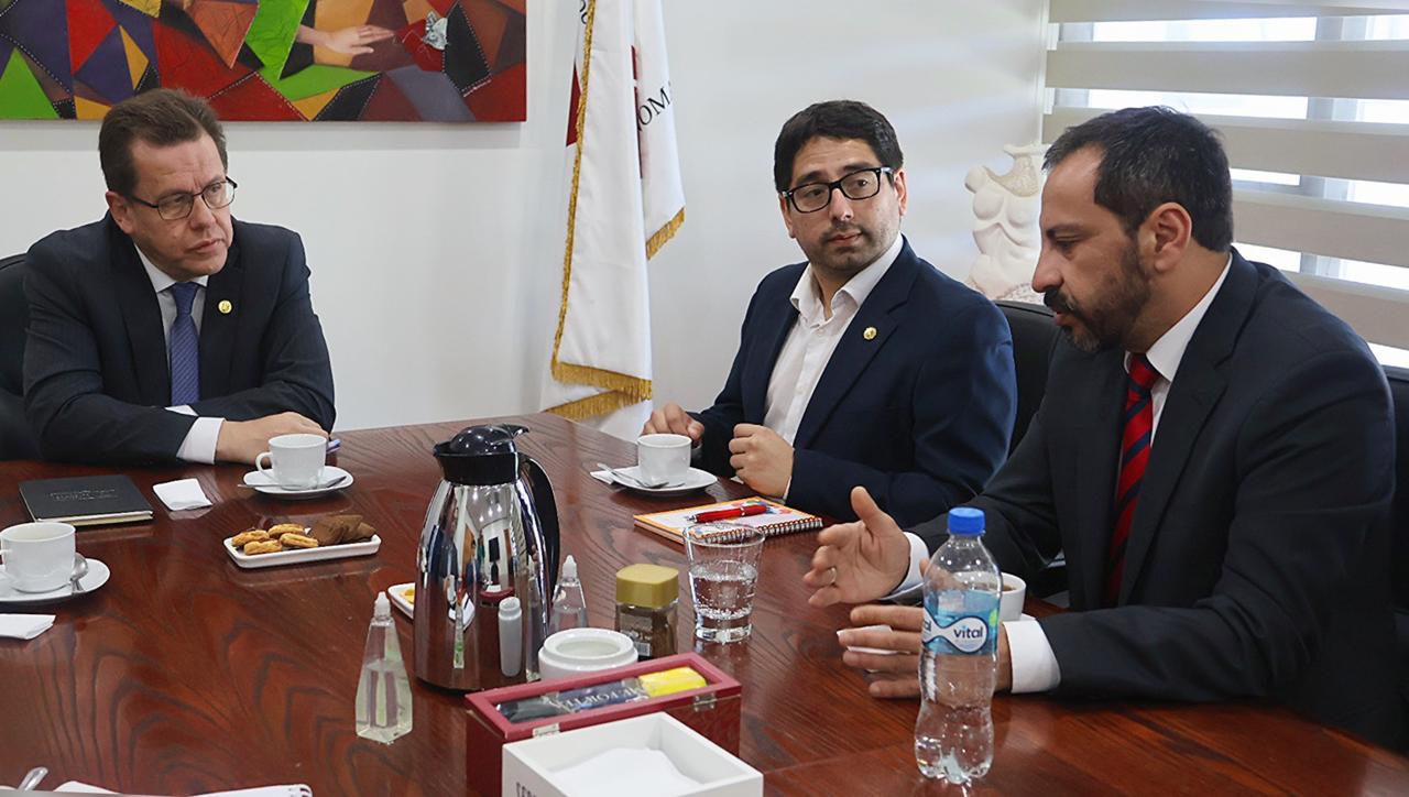 Seremi de Ciencia fortalece vínculos con la Universidad Autónoma de Chile en Talca.