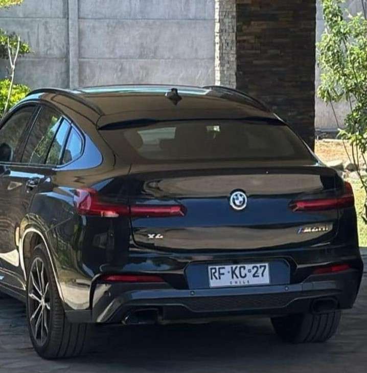 Delincuentes asaltan vivienda en Rengo y escapan con numerosas especies y un vehículo.