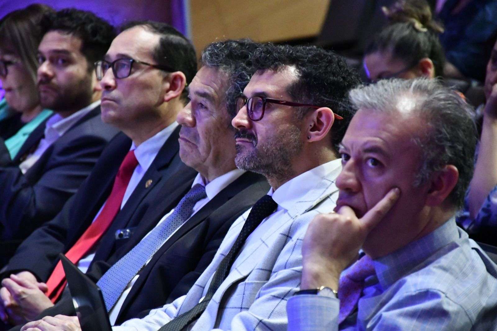 Conversatorio sobre nueva ley que optimiza la persecución penal en delitos de connotación social.