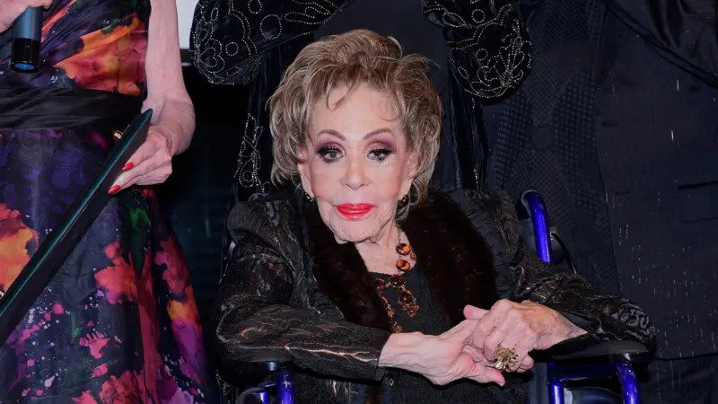 Fallece a los 93 años Silvia Pinal, actriz mexicana y conductora del programa «Mujer, casos de la vida real».
