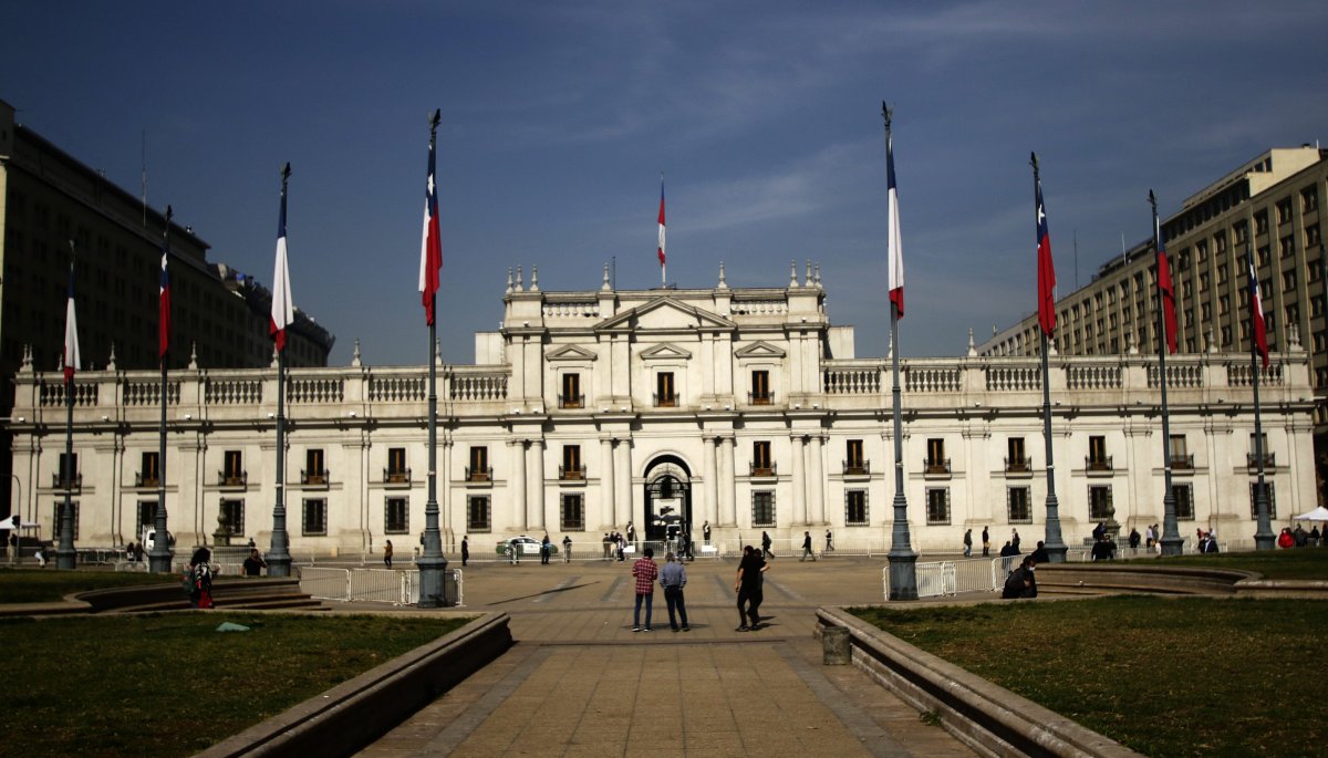 El Fisco abonó $40 millones a una funcionaria de La Moneda tras ser denunciada por acoso.