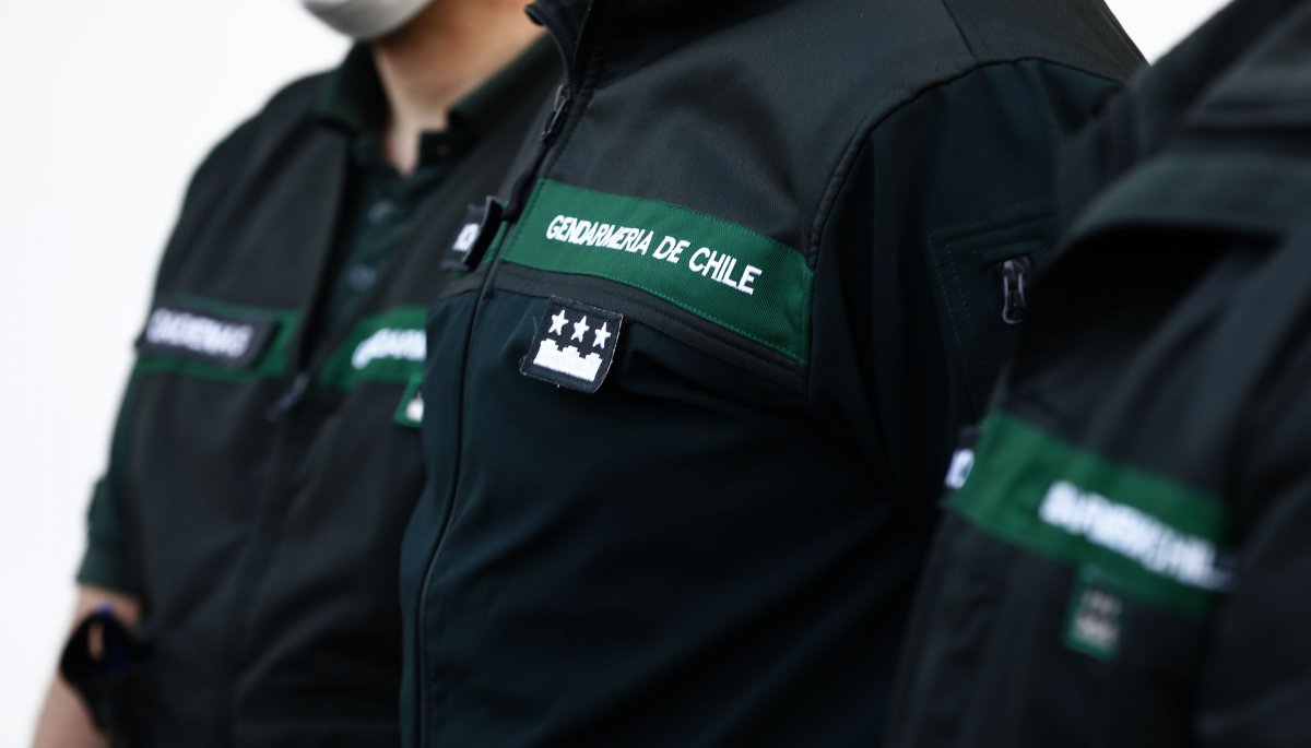 Femicidio en El Quisco: Un hombre asesinó a su pareja durante una discusión, luego de herirla en el cuello.