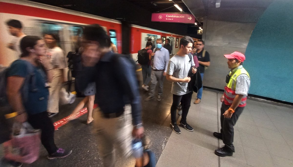 El Metro trasladó a 50,9 millones de personas en septiembre de este año.