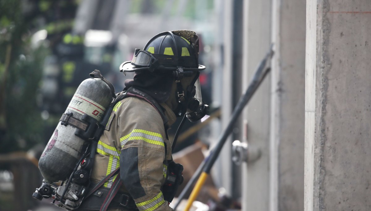 Bombero enfrenta una pesadilla en Pozo Almonte: se entera de que la víctima mortal del accidente es su hijo.