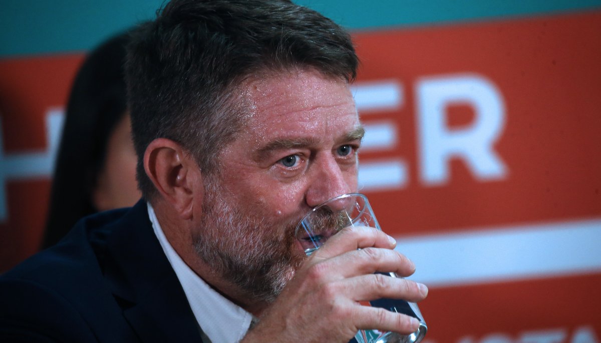 Según una encuesta, Claudio Orrego obtendría el 49% de los votos y sería reelecto como gobernador de la Región Metropolitana.