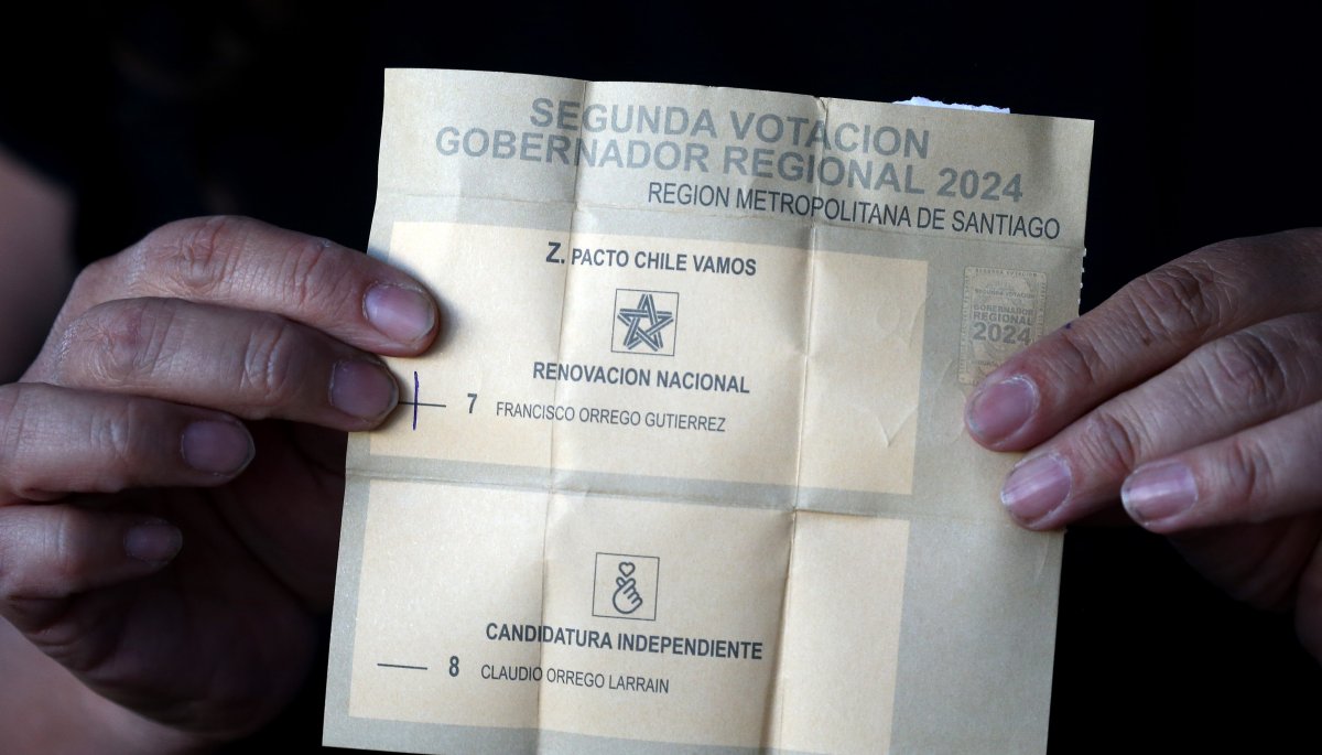 Manuel Monsalve y Luis Hermosilla no lograron ejercer su voto en el anexo penitenciario Capitán Yáber, ya que Servel no estableció una mesa.