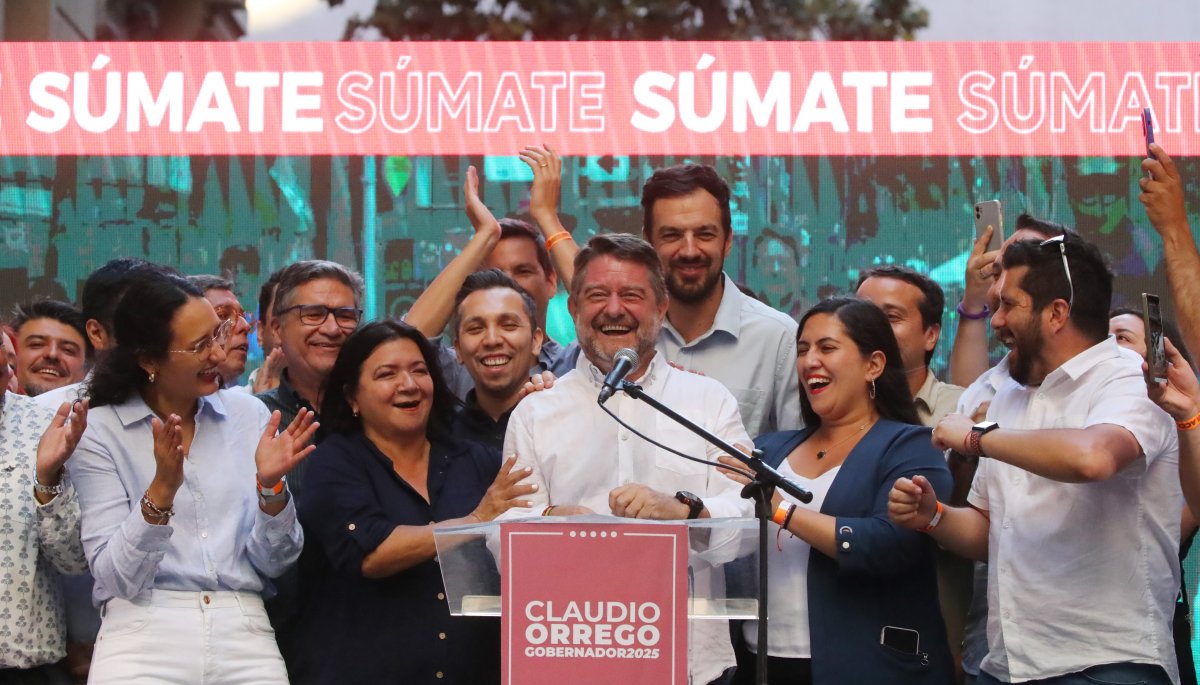 Claudio Orrego tras asumir la Gobernación Metropolitana: «La moderación ha prevalecido sobre la polarización».