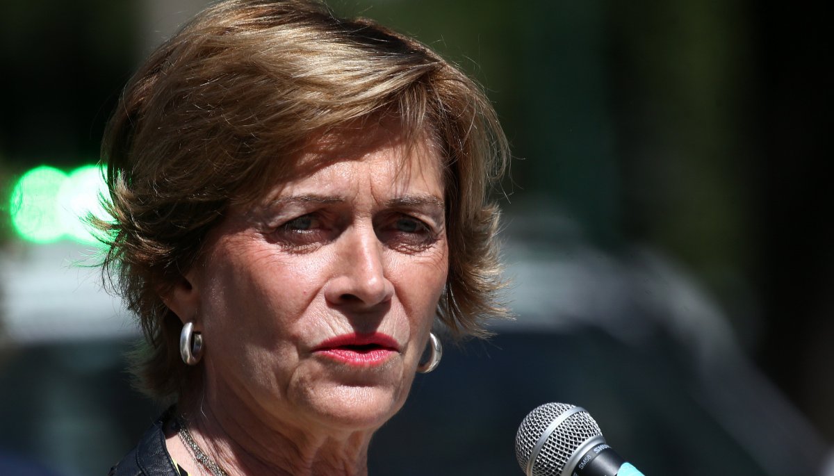 Evelyn Matthei advierte sobre no politizar las acusaciones contra el Presidente Boric: «Solo perjudica a nuestro país».