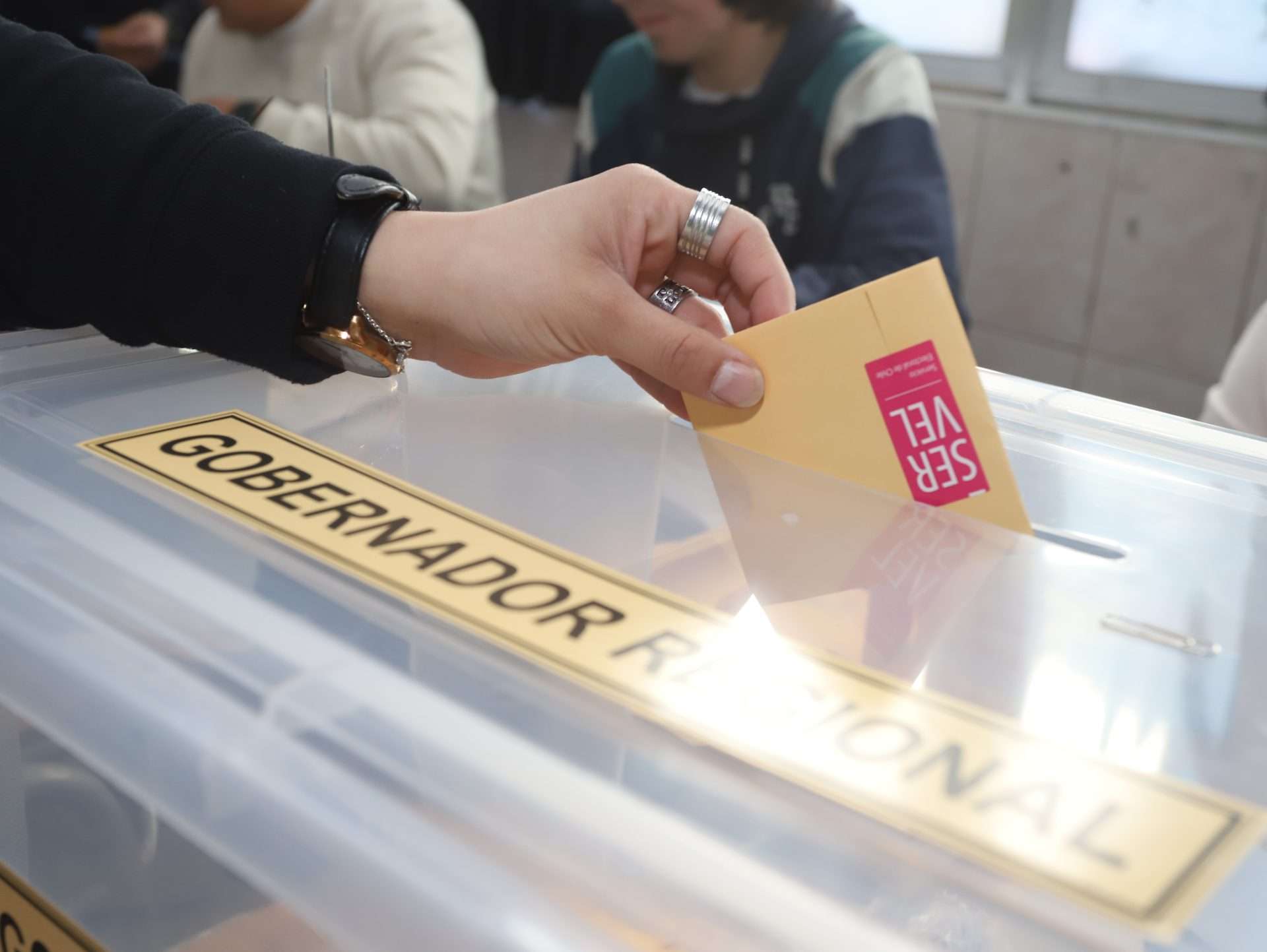 Todo lo que necesitas saber para votar en esta segunda vuelta electoral de Gobernadores Regionales.