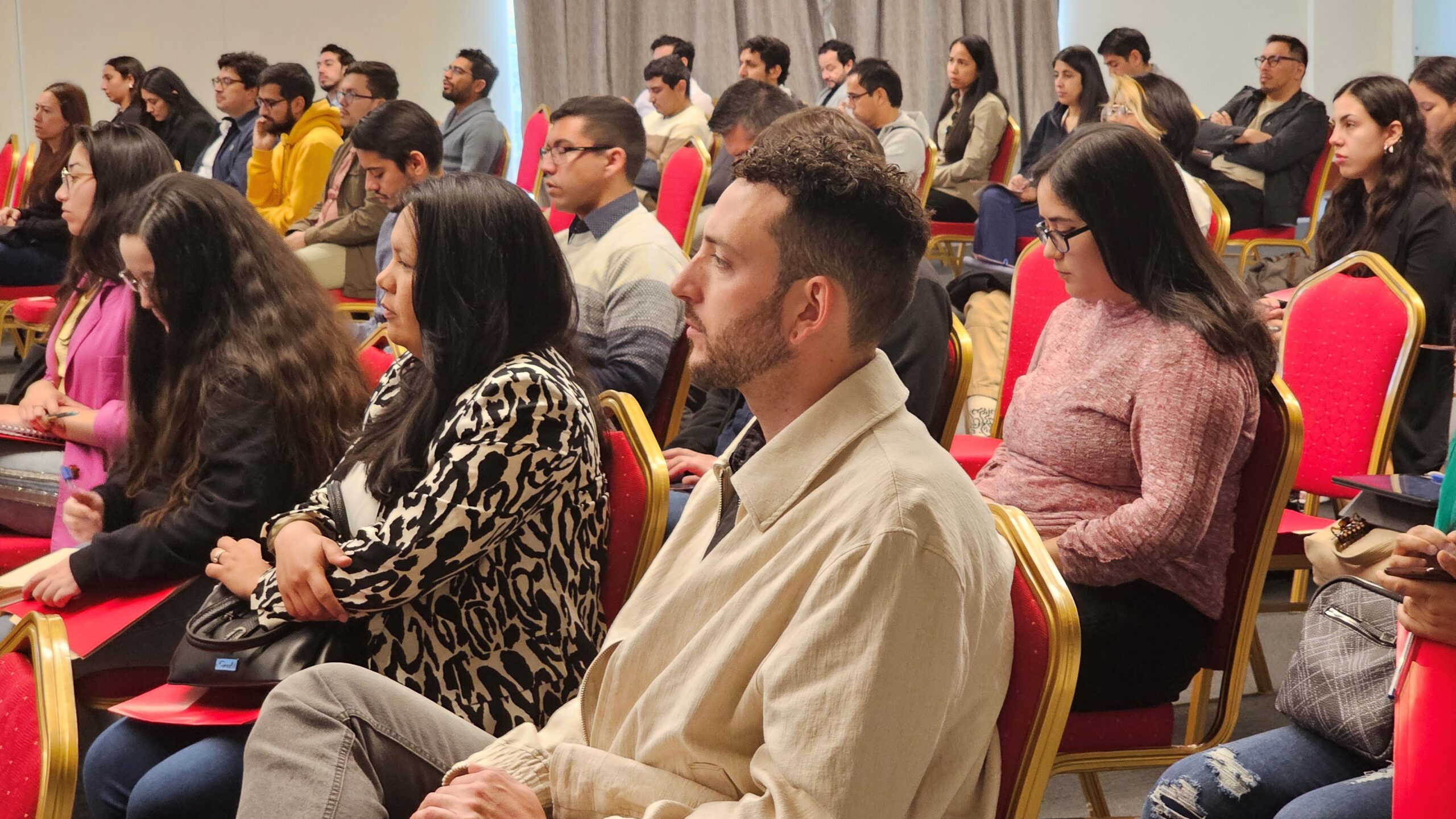 Fortaleciendo la Red: profesionales en Cardiología colaboran para ofrecer una atención superior.