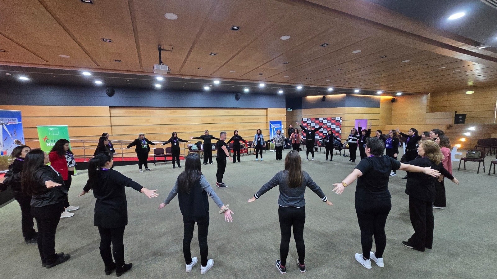 Mujeres del Maule se capacitan para liderar la Transición Energética.