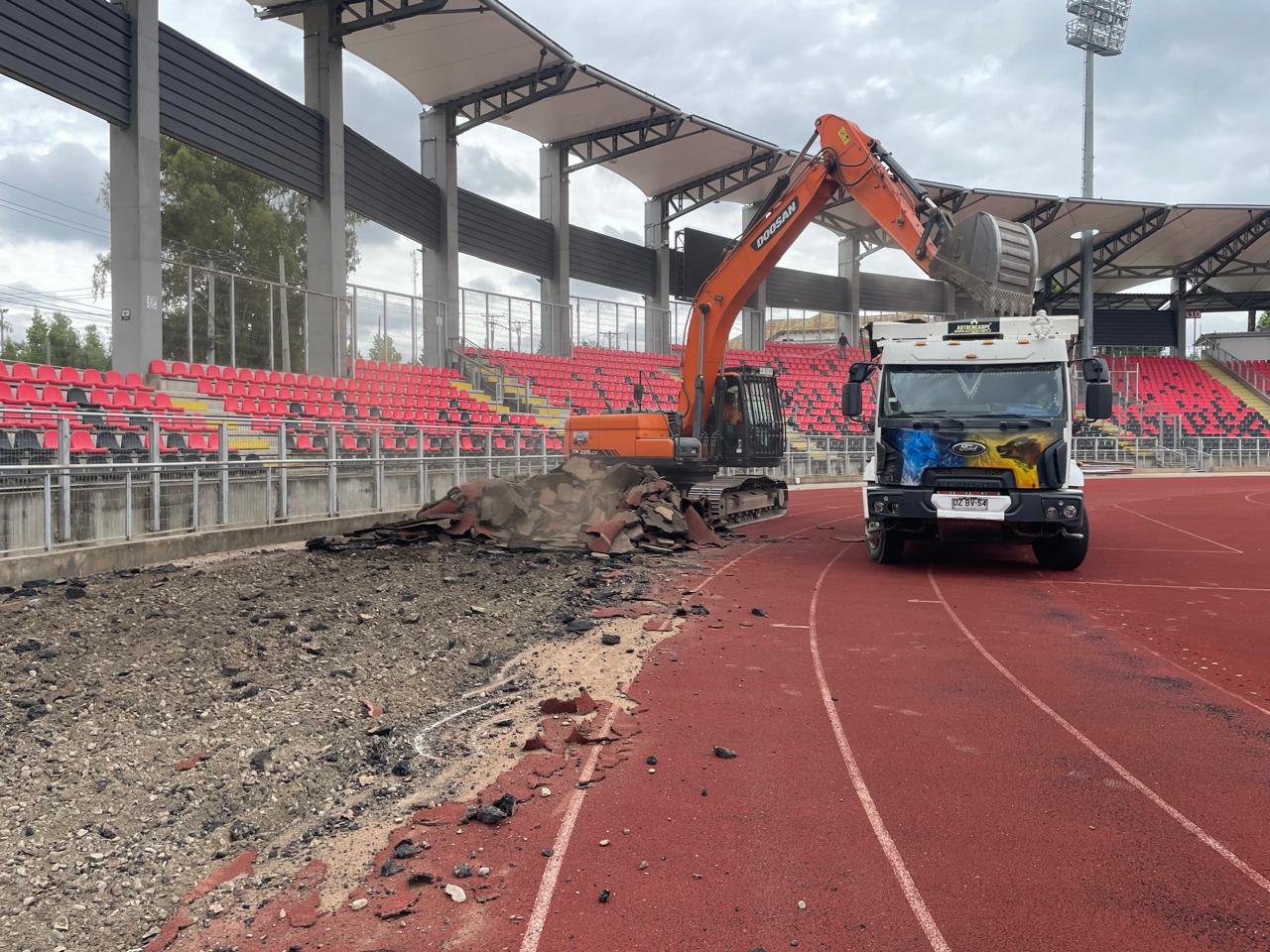Se han comenzado los trabajos en el Estadio Fiscal de Talca en preparación para los eventos internacionales de 2025.