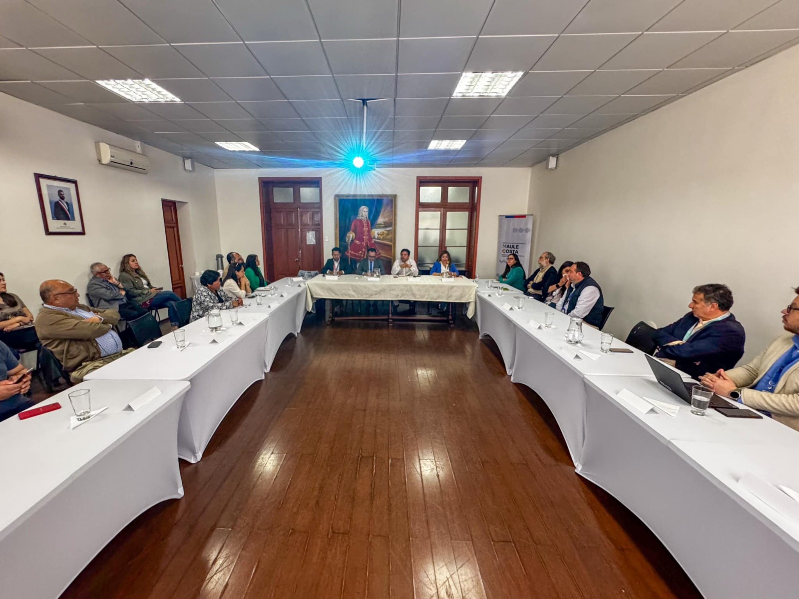 Autoridades regionales se informan sobre los avances en el proceso de instalación para el inicio del SLEP Maule Costa.