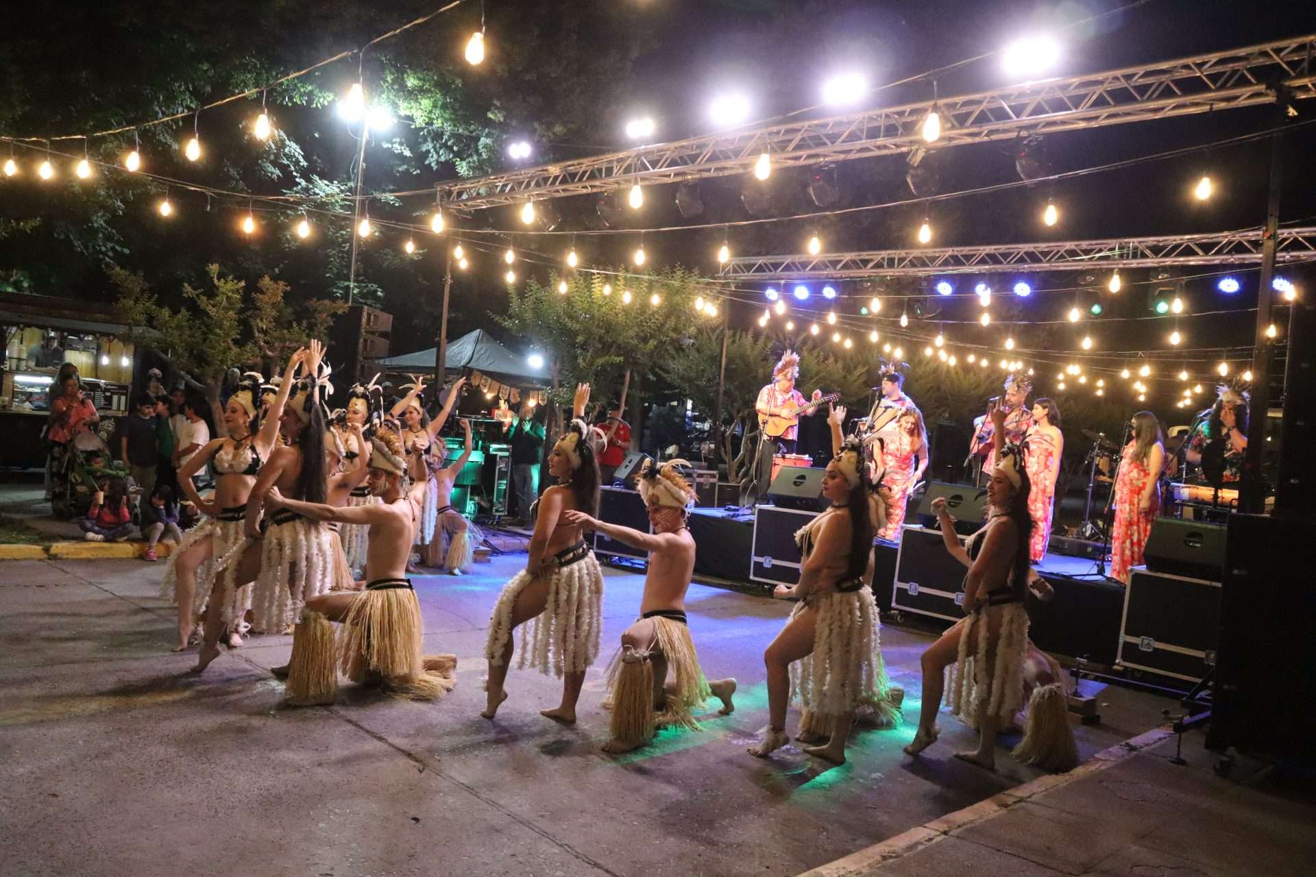 El Ballet Folklórico de Rancagua realizó una presentación en Quinta de Tilcoco.