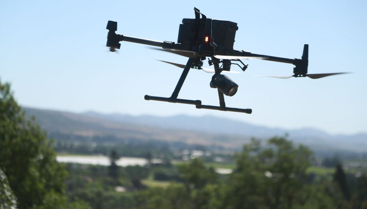 Utilizan un dron para llevar a cabo un monitoreo preventivo de incendios forestales en Limache.