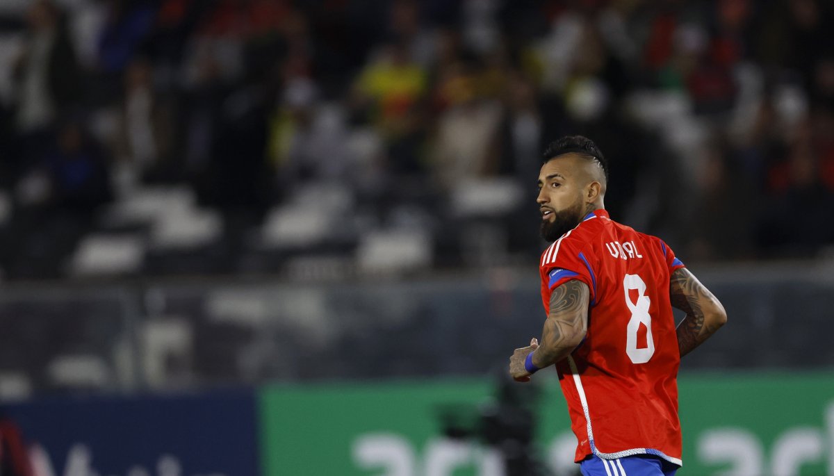 Exfutbolista peruano sostiene que Vidal «se pasó de la raya» con Gareca.