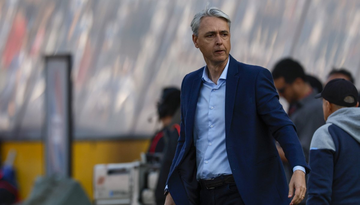 DT de la UC asegura que no clasificar a la Copa Libertadores no es un «fracaso»: «La Sudamericana también es un torneo relevante»