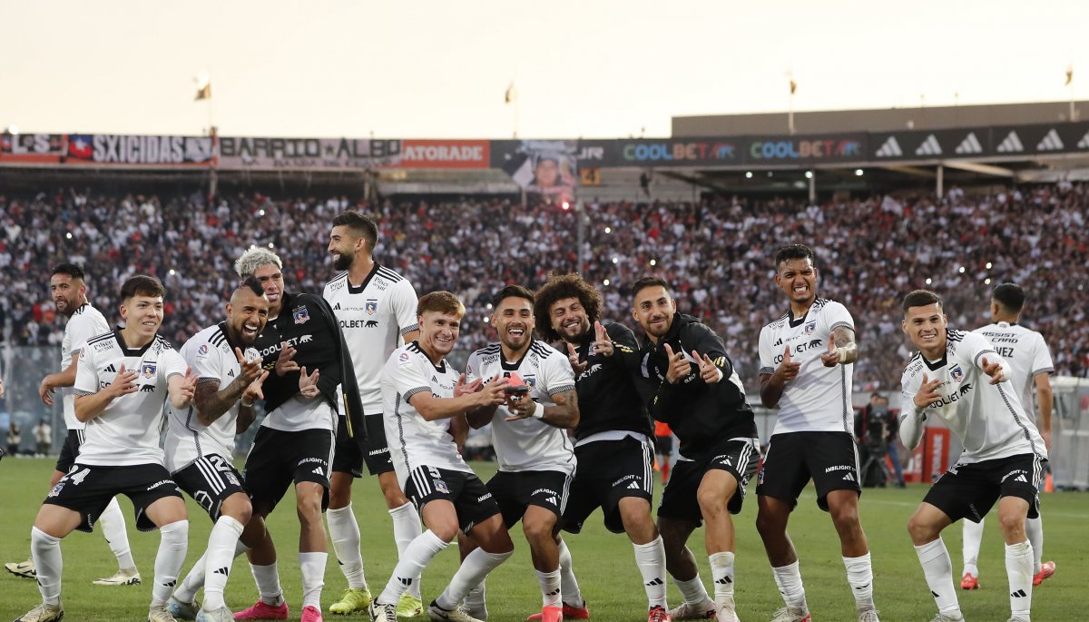 Colo-Colo jugaría un amistoso contra Independiente de Avellaneda si se consagra campeón.