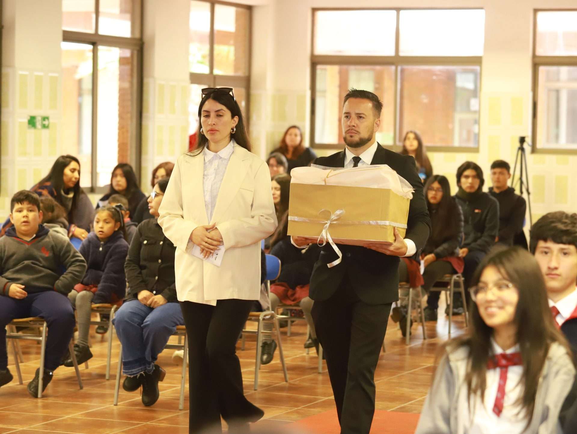 Con emotiva misa, se celebra el 25 aniversario de educación en el Instituto Santa Teresa.
