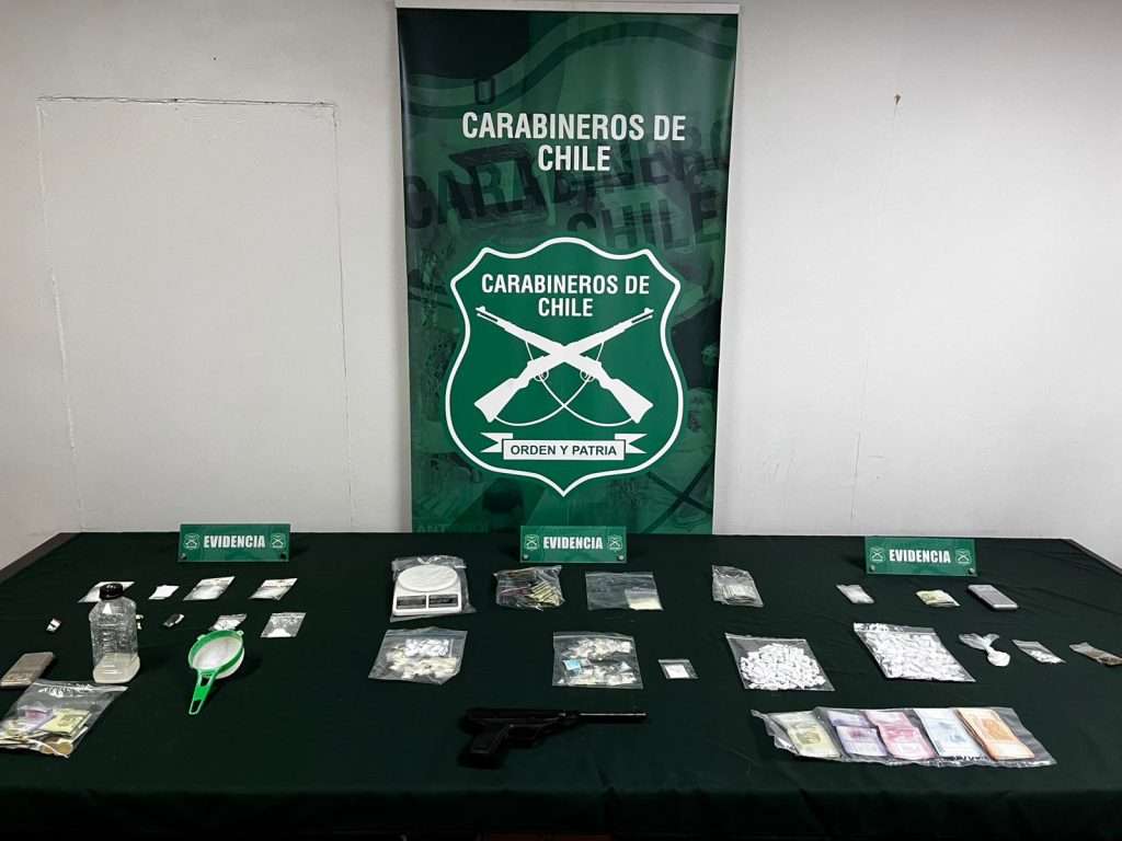Cuatro detenidos por drogas, armas y explosivos en operativo de OS-7 Cachapoal.