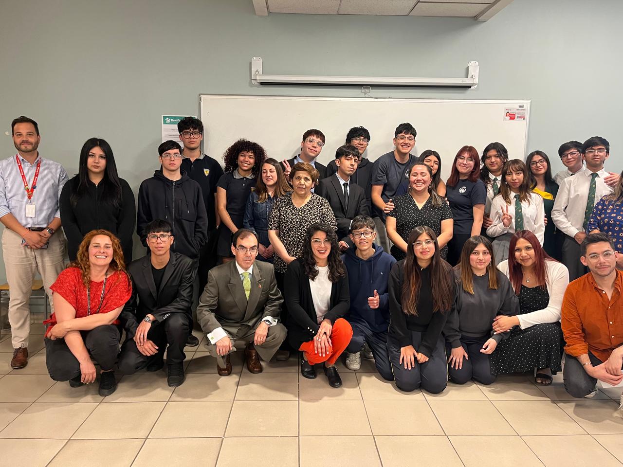 Estudiantes de Liceos Técnicos y Profesionales están a la vanguardia de la innovación en la RM.