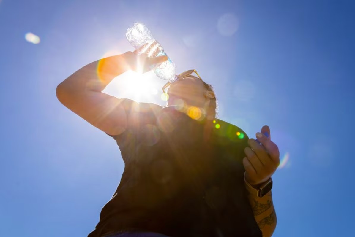 Advertencia Anticipada: Estrategias para hacer frente al calor intenso.