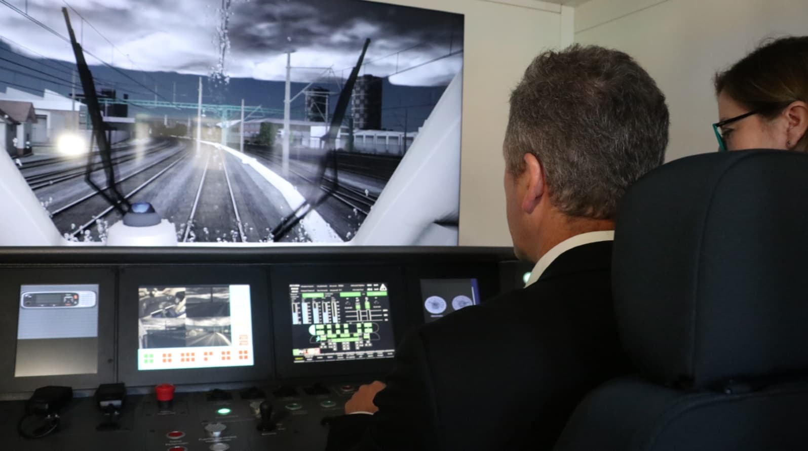 MTT y EFE presentan su nuevo Centro de Entrenamiento Virtual para maquinistas.