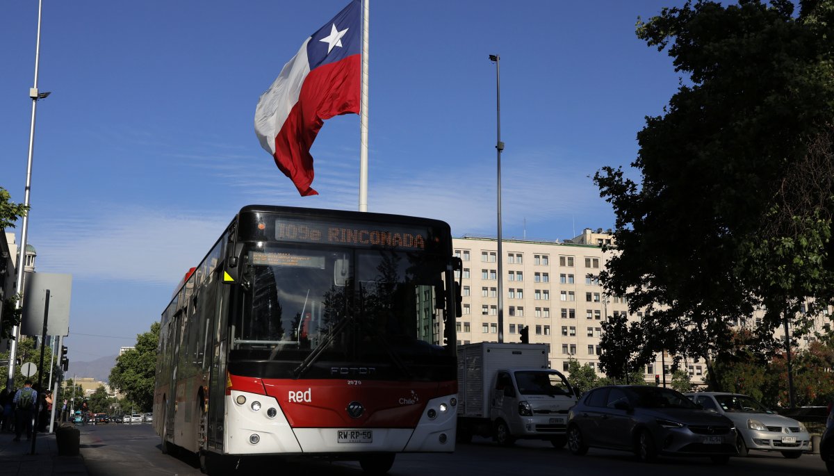 Este sábado se lanzan nuevos recorridos del sistema Red en la Región Metropolitana.