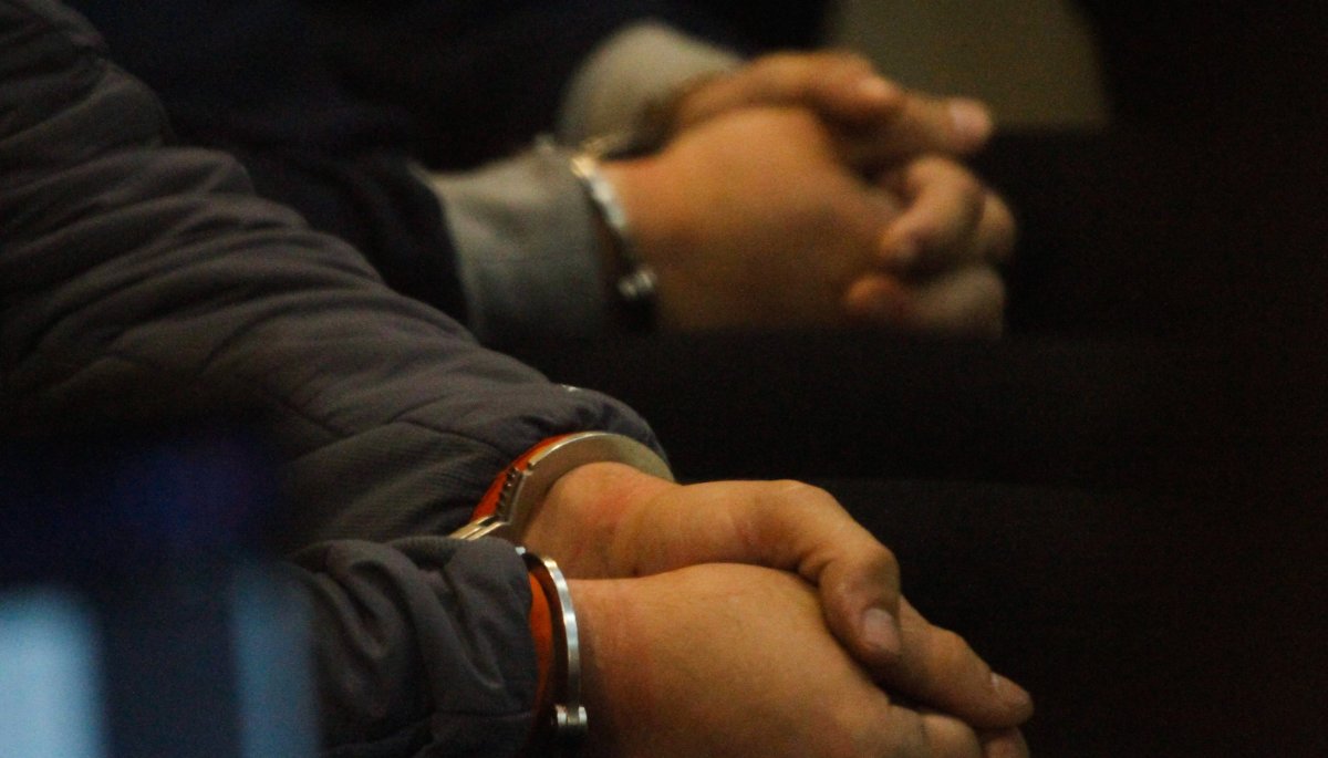 Sentencian a cárcel perpetua a tío y sobrino por descuartizar a un estudiante universitario en Punta Arenas.