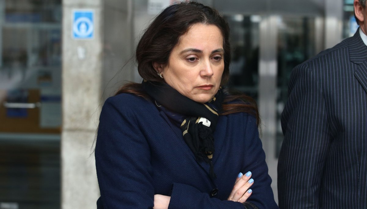El tribunal confirma la prisión preventiva de Leonarda Villalobos, quien seguirá en la cárcel de San Miguel.