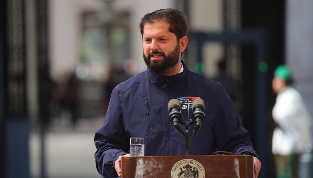 El presidente Boric transmite un mensaje navideño expresando su «optimismo sobre Chile y su futuro».