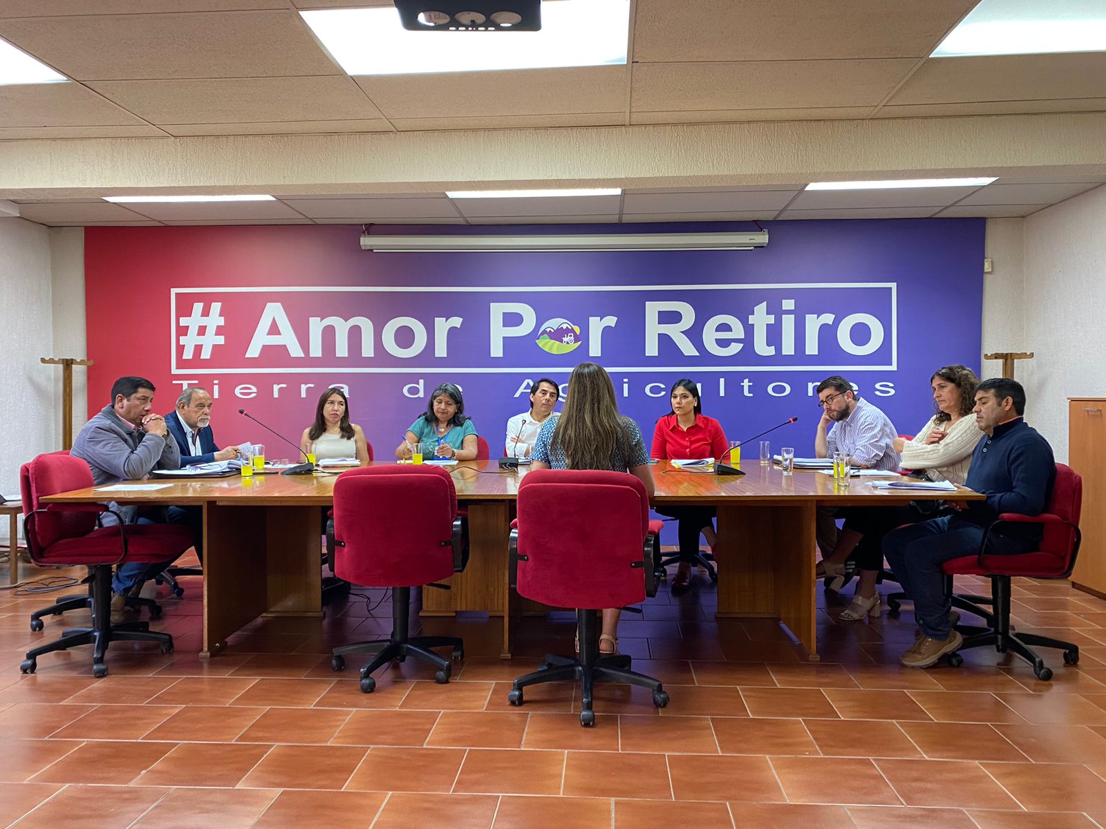 Familias retiradas recibirán viviendas de interés social.