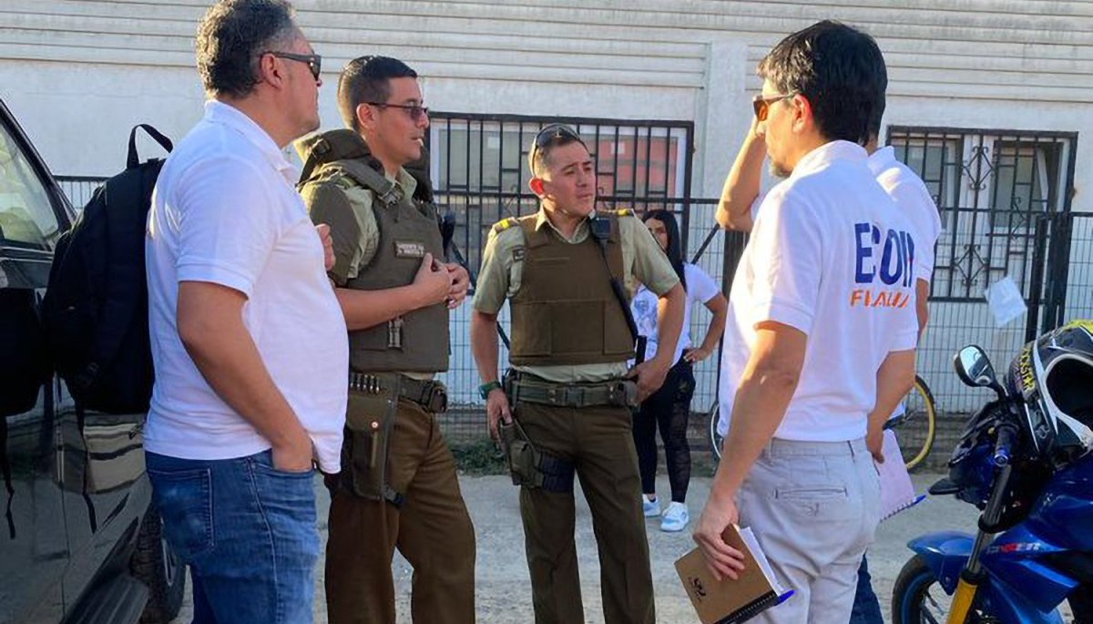 Hombre fallece por disparos después de una supuesta discusión relacionada con violencia intrafamiliar en Talca.