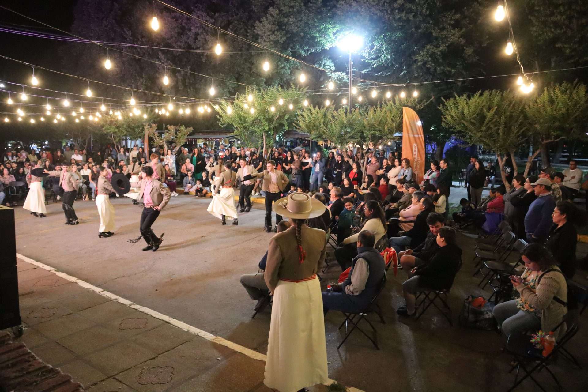 Fiesta en honor al folclore de Quintano