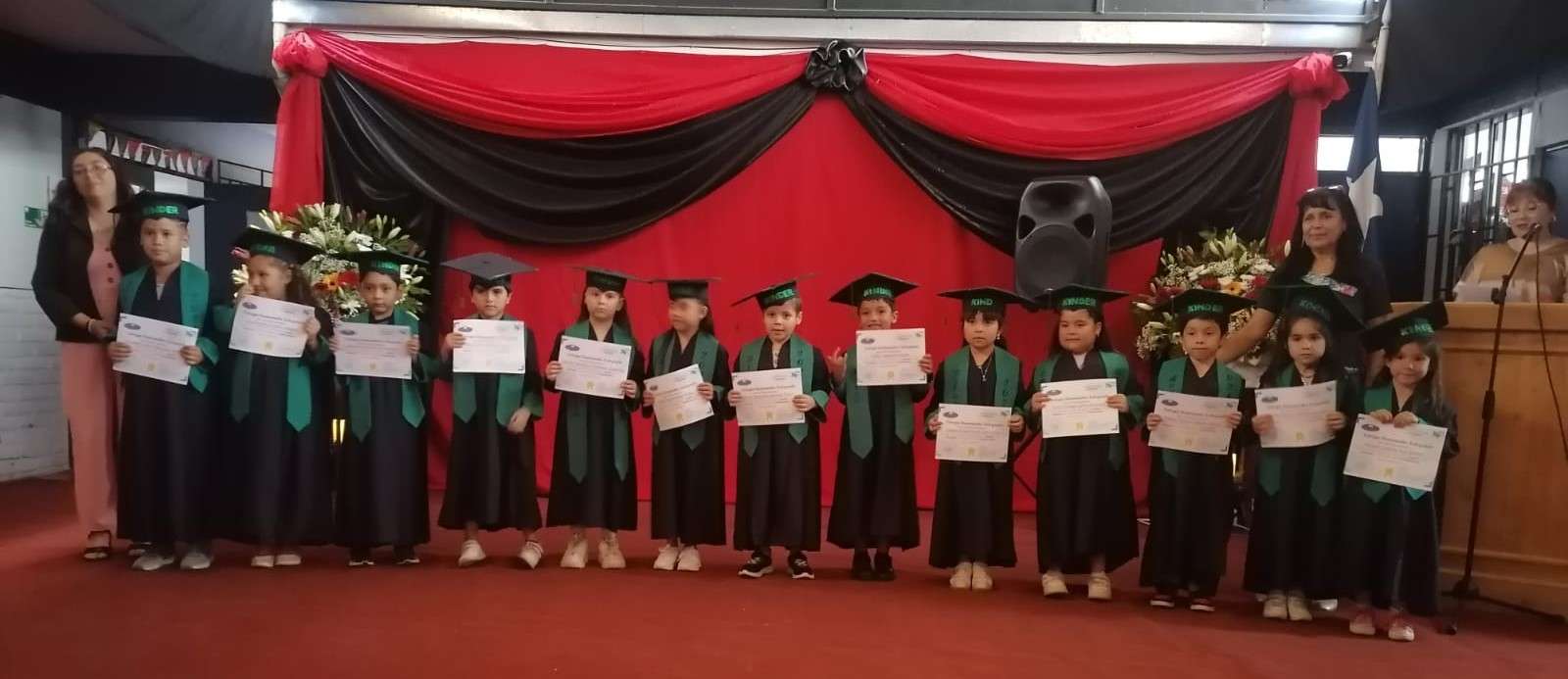 Estudiantes de kínder del Colegio Humanista Integrado obtuvieron su licenciatura.