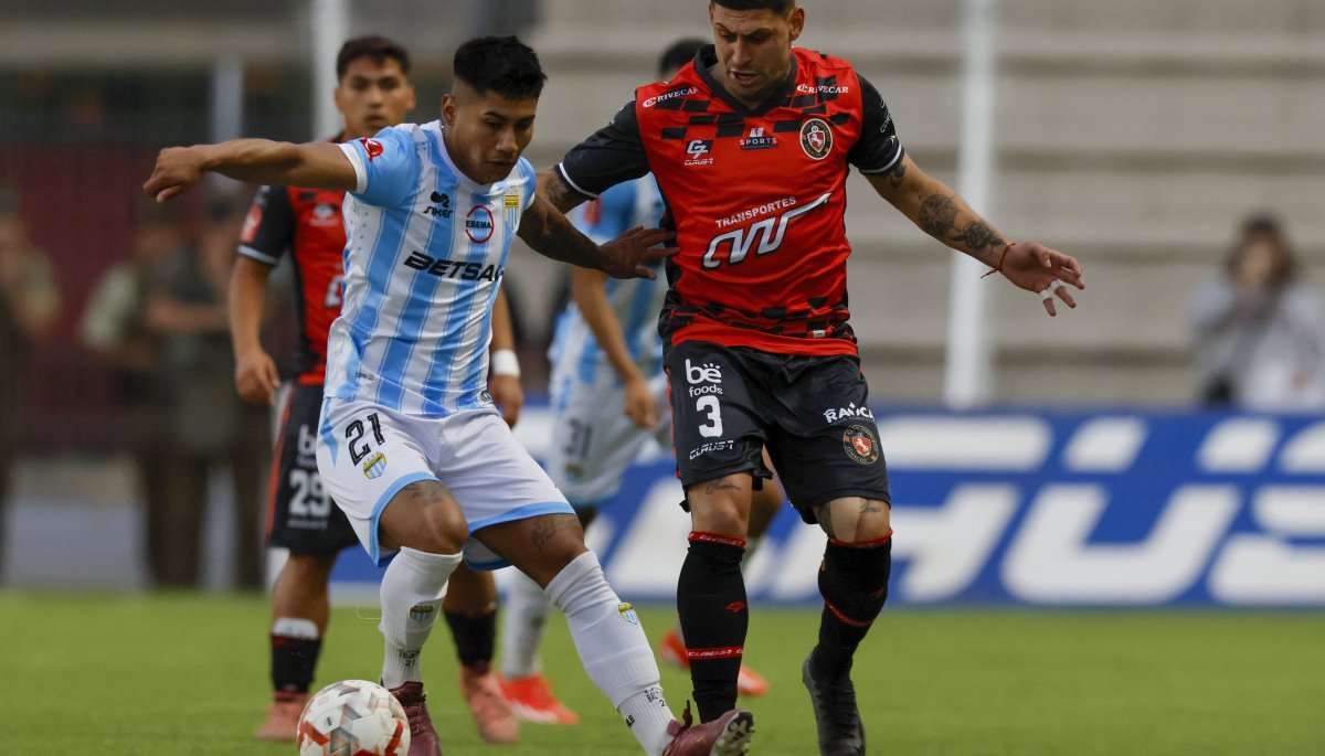 Magallanes y Limache se enfrentan para definir su lugar en las semifinales del ascenso.