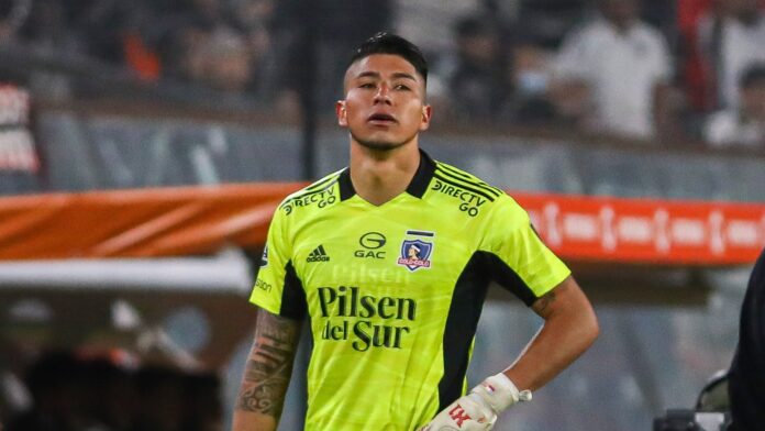 Brayan Cortés anuncia su salida de Colo Colo.