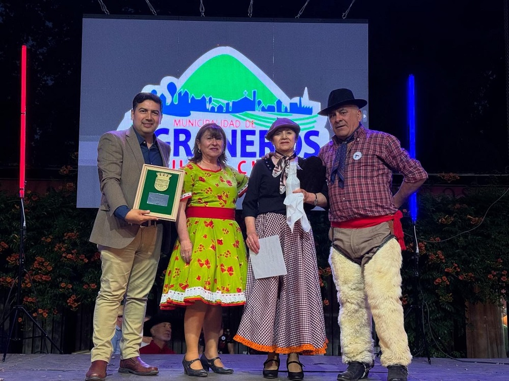 Exitoso Encuentro Nacional de Cultores de Cueca en Graneros.