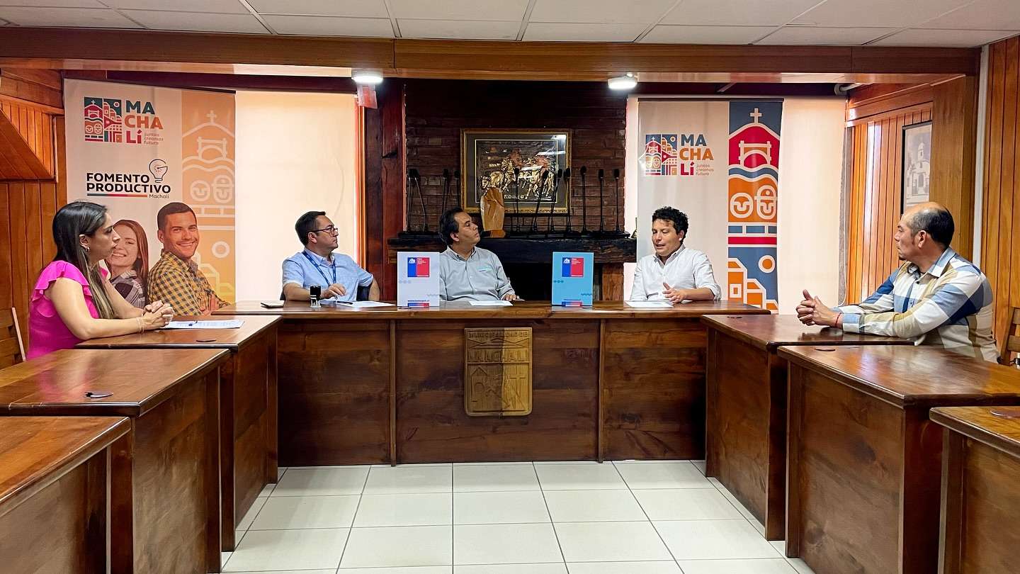 Acuerdo entre FOSIS y el Municipio de Machalí facilitará la creación del primer EcoMercado Solidario en la Provincia.